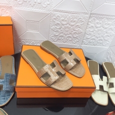 Hermes Slippers